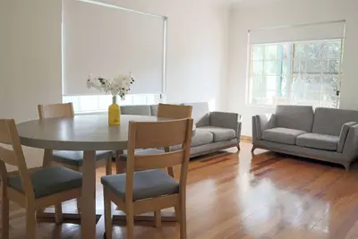 Image de Big Duplex house in West Ryde, 5mins walk to Shopping Center and train station