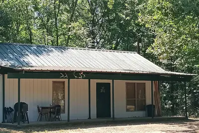 Image de Family/pet-friendly, secluded lodge w/ fishing!
