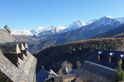 Image de Villa 'Toulal'ô' avec vue montagne, jardin privé et Wi-Fi