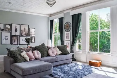 Image de 1 chambres à coucher à Scarborough