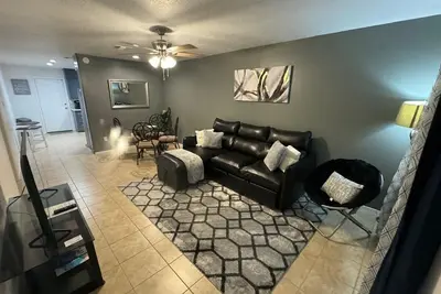 Image de Private Duplex #3 - Houston/Pasadena - New Listing