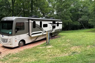 Image de Class A Rv 2022 Holiday Rambler Shooting Creek Nc. Full Hook Up