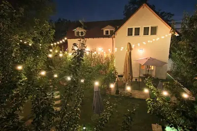 Image de Cozy B&B next to the forest, 10 minutes to Dracula`s monastery!