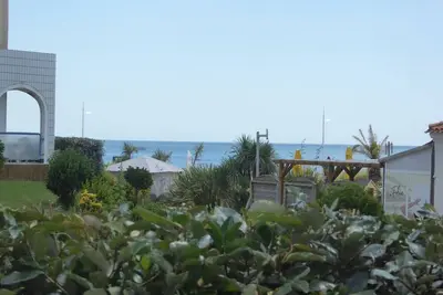Image de T2 aux Sables d'Olonne avec Terrasse, près de la Plage
