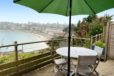 Image de Appartement Ă Perros-Guirec proche plage avec balcon et vue mer