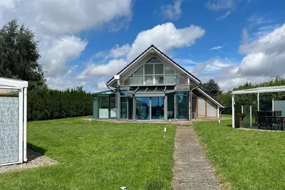 Image de New vacation home 125sqm glass house to slow down
