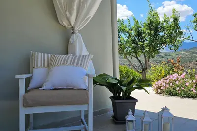 Image de Ornament:Infinite Nature Villa\nFeel Nature, Enjoy Serenity, Live The Experience!