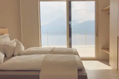 Image de Elegant Lake Garda Home With Pool