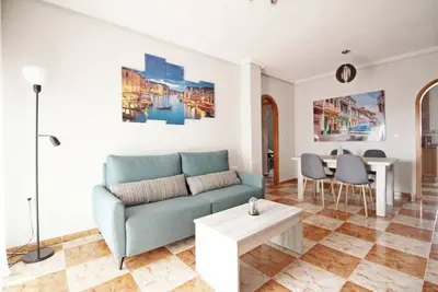 Image de Beautiful penthouse with sea views, swimming pool, garage.