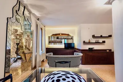 Image de Luxury apartment with private gym
