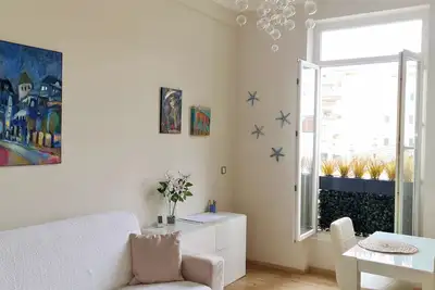 Image de Beautiful bright 2-room apartment in Fleurs-Gambetta just 180 m from the beach