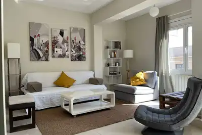 Image de Home Sweet Home. 3 subway lines. 3 stops from Sagrada Familia and 5 stops from the beach