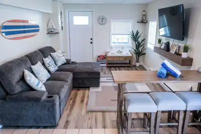 Image de Coastal Condo- 2 minute walk to Salisbury Beach!