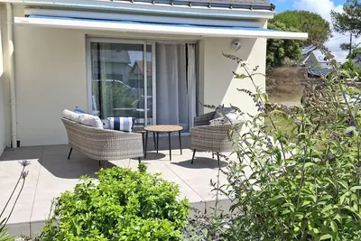 Image de Maison de famille avec piscine  à 100m de la côte sauvage et plage à 5 minutes
