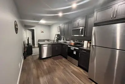 Image de Gorgeous New Built  2 Bedroom 1 Bathroom Guest Suite