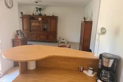Image de Maison dans résidence calme avec piscine