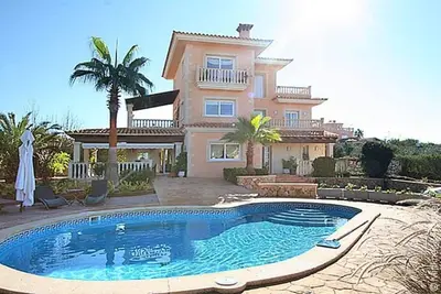 Image de Chalet Libertat - Cinq Chambres Villa, Couchages 10