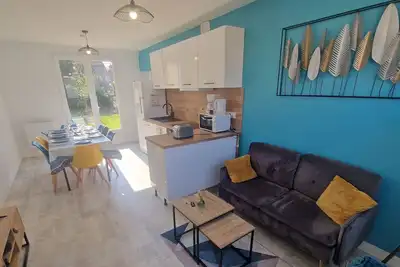 Image de Maison 4 chambres 8 pers. Bureau, jardin, garage. Quartier calme proche gare.
