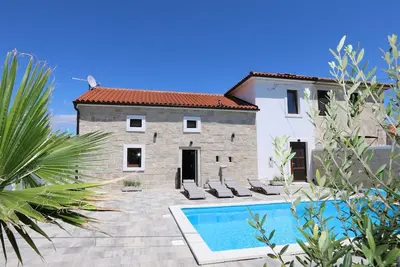 Image de Charming Villa Kristina with Pool