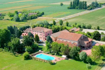 Image de Appartement à Pontecchio près du Po