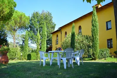 Image de ferme avec piscine Ă Vinci