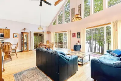 Tranquil Private Harpswell Retreat on the Water!