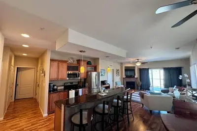 Image de Waterfront Condo in Lake Ozark!