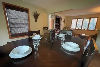 Image de Williamsburg Oasis- Whole House