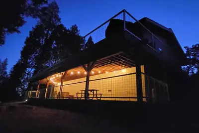 Image de Yosemite Getaway | Starlink + Forest Views