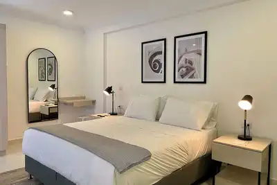 Image de Lalinde by Wynwood House