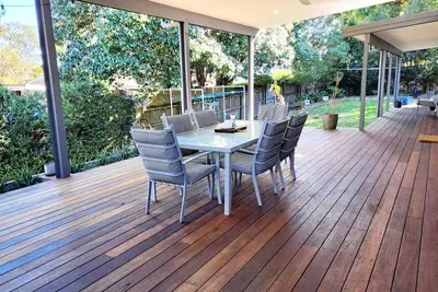 Image de Secluded, entire single storey family home in beautiful Hornsby Heights