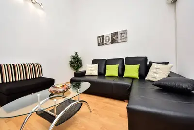 Image de Maison à Krusevo avec Jardin & Barbecue