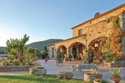 Image de Villa accueillante à Calonge avec piscine privée