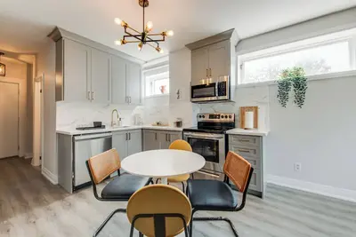 Image de Cozy Compact Apartment Comfort Beyond A Hotel Stay