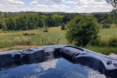 Image de Belle maison de vacances à Marchin avec bien-être