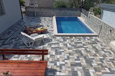 Image de Maison à Senj avec piscine près de plage