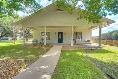 Image de Texas Hill Country Retreat - Walk to Nueces River!