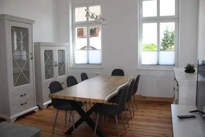 Image de Appartement 'Ferienwohnung Eg Links - Lychen' avec vue sur le lac, terrasse partagée et Wi-Fi