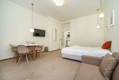 Image de Modern, bright studio in a great location