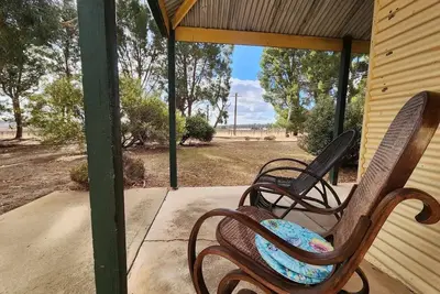 Image de Relax at our charming 1912 farm cottage in Clare Valley's Hill River