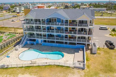 Image de Wv25 Surf Shack by First Flight Rentals