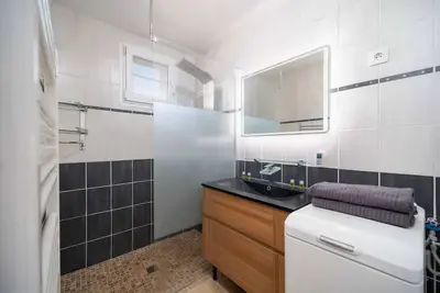 Image de Appartement T3 climatisé, Wi-Fi