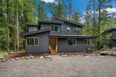Image de Sandy River Group Getaway 4