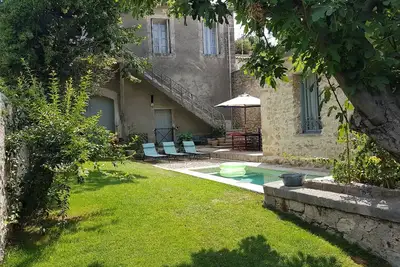 Image de Maison de vacances Assas pour 1 - 8 personnes avec 3 chambres à coucher - Maison mitoyenne