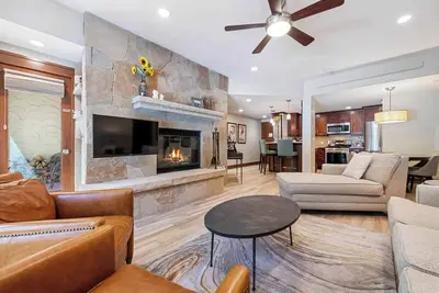 Image de The Charter at Beaver Creek G1305