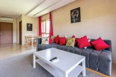 Image de luxury Apartment with golf and swimming pool