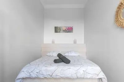Image de Magnificent apartment - City Center - Spa & Parks