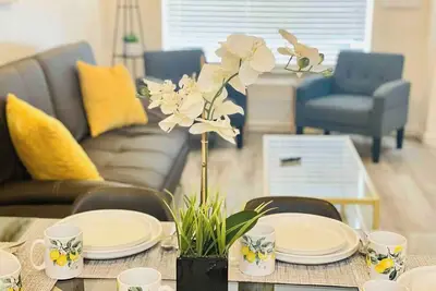 Image de 2 Bd, 2. 5 Baths, Sleeps 7/A8