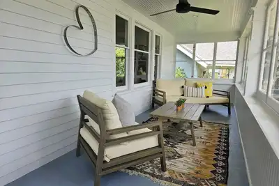 Image de Last Minute August Openings! Low Midweek Rates. No Cleaning Fees.