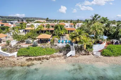 Image de Bonaire Sunset Villa - A divers paradise for 2-10 persons.